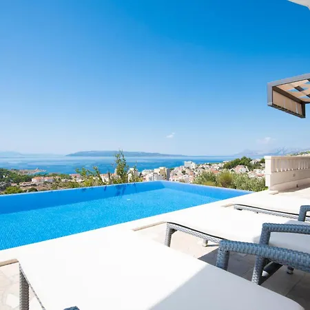 Gorgeous Home In Makarska Дом отдыха *