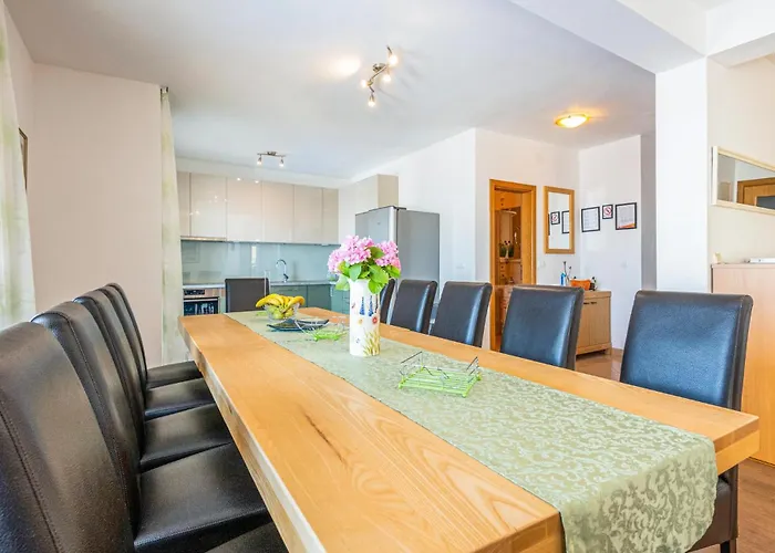 בית נופש Amazing In מאקרסקה