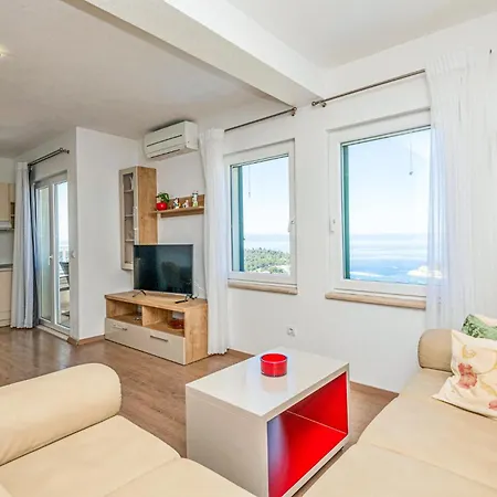Amazing Home In Makarska * Makarska