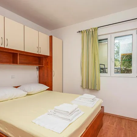 Vikendica Amazing Home In Makarska